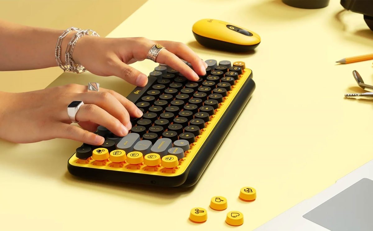 Wishapop Store 137 logitech pop keys entry header opt 1