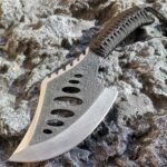 Versatile Outdoor Camping Axe - Image 4