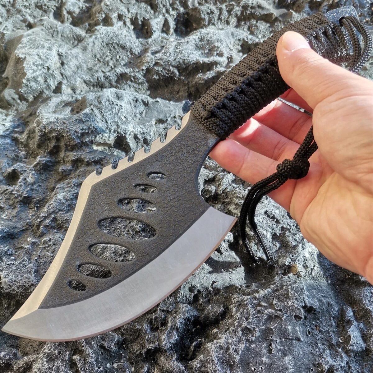 Versatile Outdoor Camping Axe - Image 7
