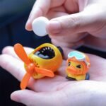 Duck Pilot Car Air Freshener with Rotating Propeller - Image 4