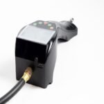 Digital Hand-Held Tyre Pressure Gauge & Inflator for Repair Shops - Image 3