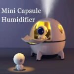 Compact Astronaut USB Air Humidifier with Colorful LED Lights - Image 4