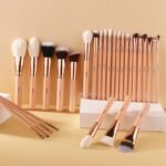 Premium Pink Makeup Brush Set: High-Quality Tools for Flawless Beauty - Image 2