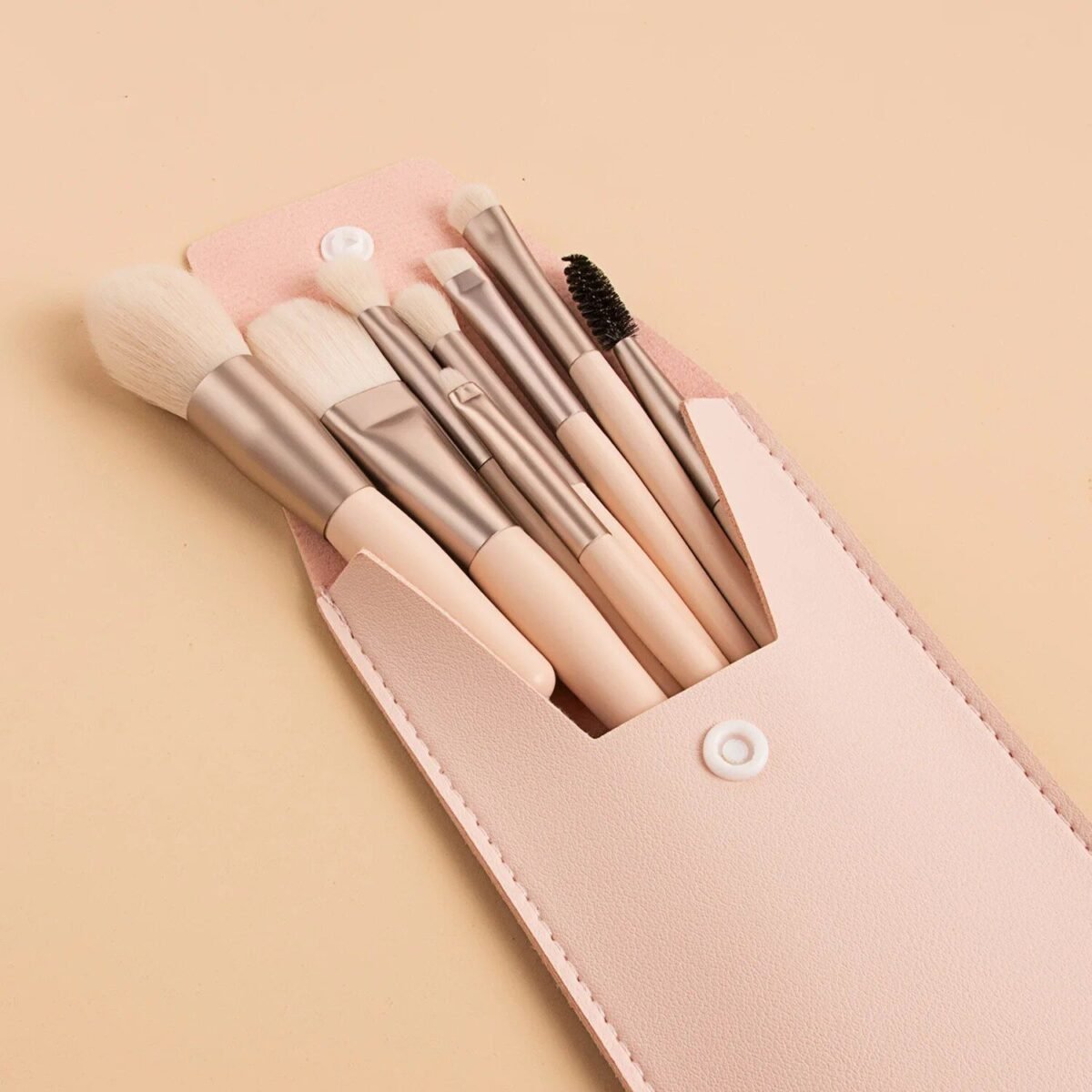 8-Piece Mini Travel Makeup Brush Set: Essential for Every Beauty On-The-Go - Image 5