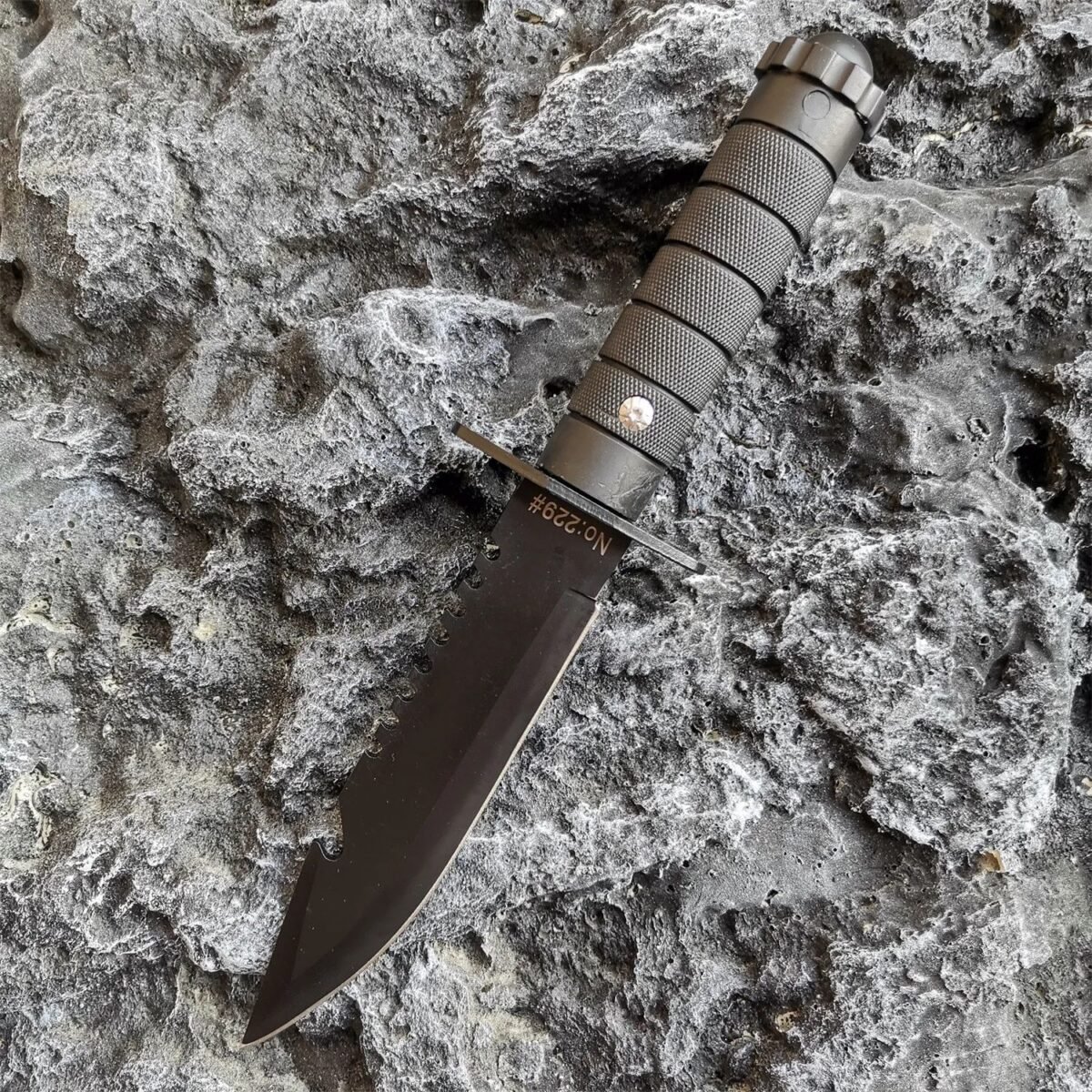 8CR15 Steel Tactical Knife - Image 4