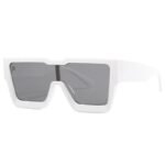 Oversized Square Sunglasses - Vintage Unisex Sunnies with UV400 Protection - Image 5