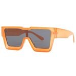 Oversized Square Sunglasses - Vintage Unisex Sunnies with UV400 Protection - Image 4