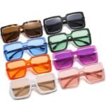 Fashion Green Oversized Square Sunglasses - UV400 Protective Beachwear Eyewear for Women - Image 3