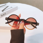 Retro Oval Sunglasses for Women - Vintage-Inspired Pink UV400 Protective Eyewear - Image 6