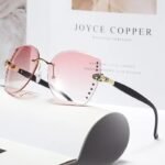 Elegant Oversized Rimless Diamond Sunglasses - Sexy Square Sunnies for Women - Image 3