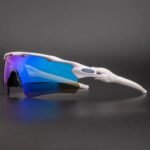 UV400 Multi-Sport Polarized Cycling Sunglasses for Men and Women - Image 7