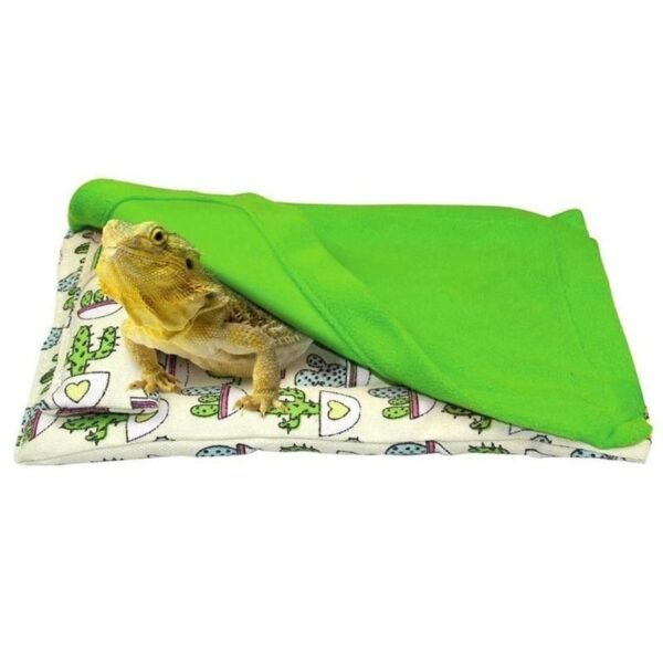 Cozy Reptile Sleeping Bag Set: Bed, Pillow & Blanket for Bearded Dragons and Geckos