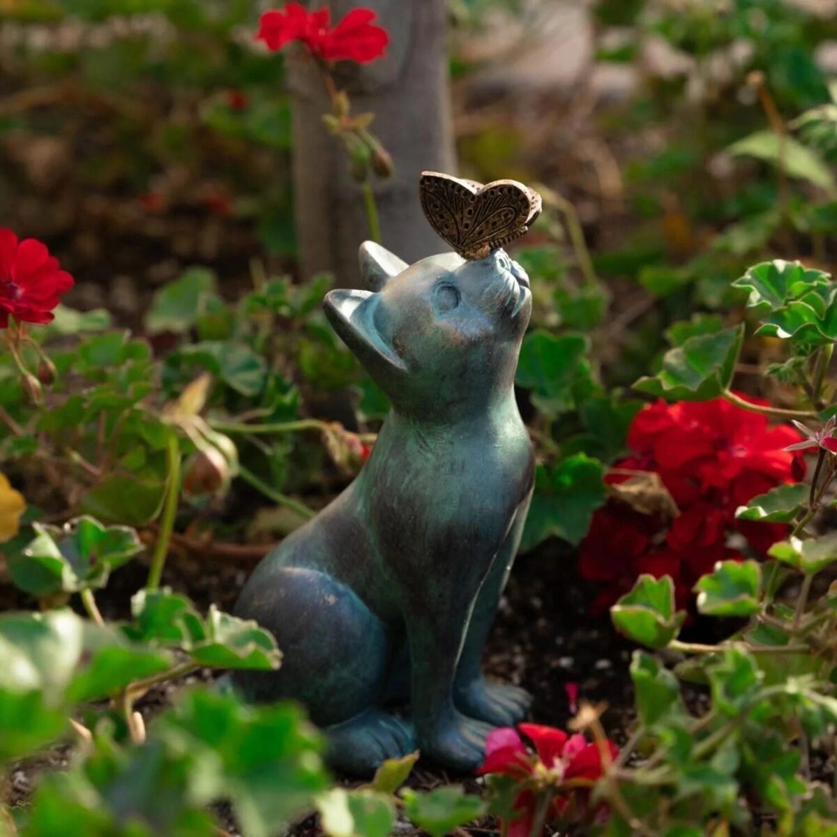 Charming Resin Cat & Butterfly Statue - Image 7